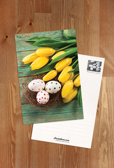 Pisanki i żółte tulipany